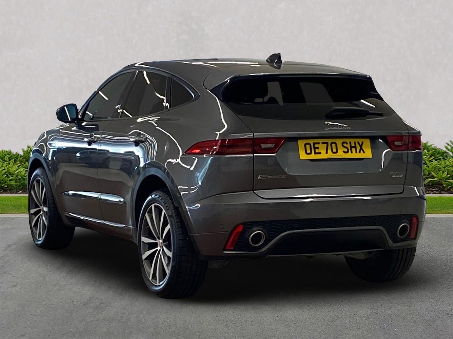 Used Jaguar E-Pace 2020 for sale - 77028146: Photo 2