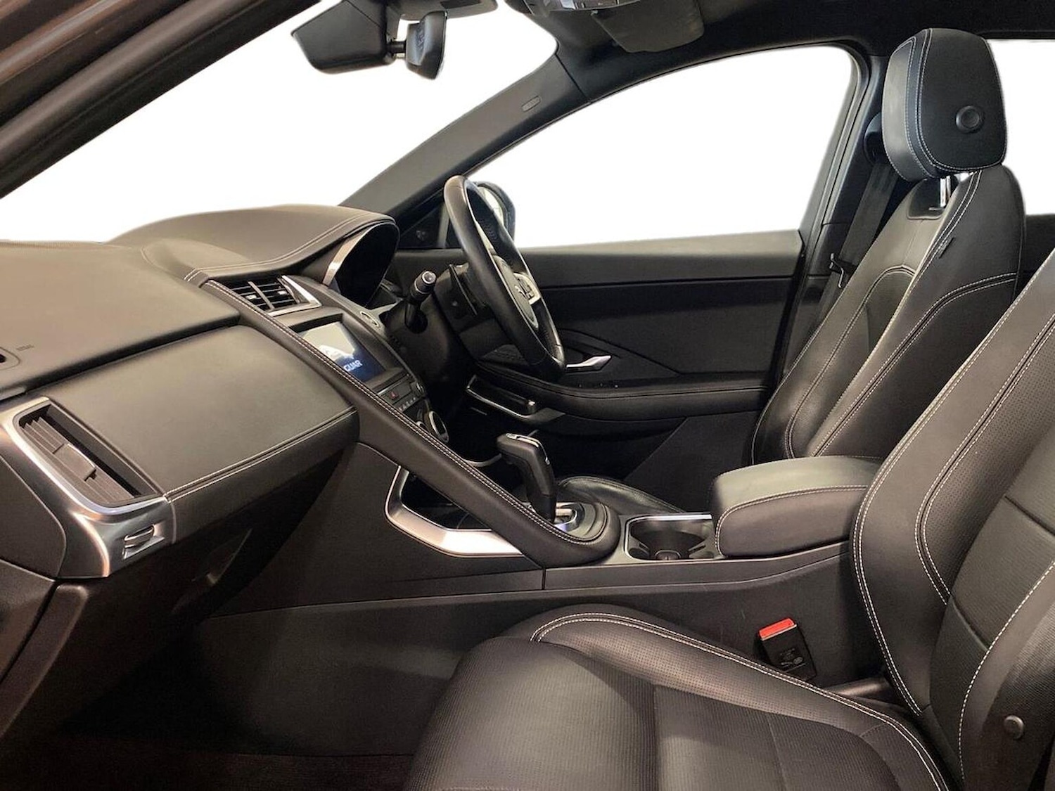 Used Jaguar E-Pace 2020 for sale - 77028146: Photo 5