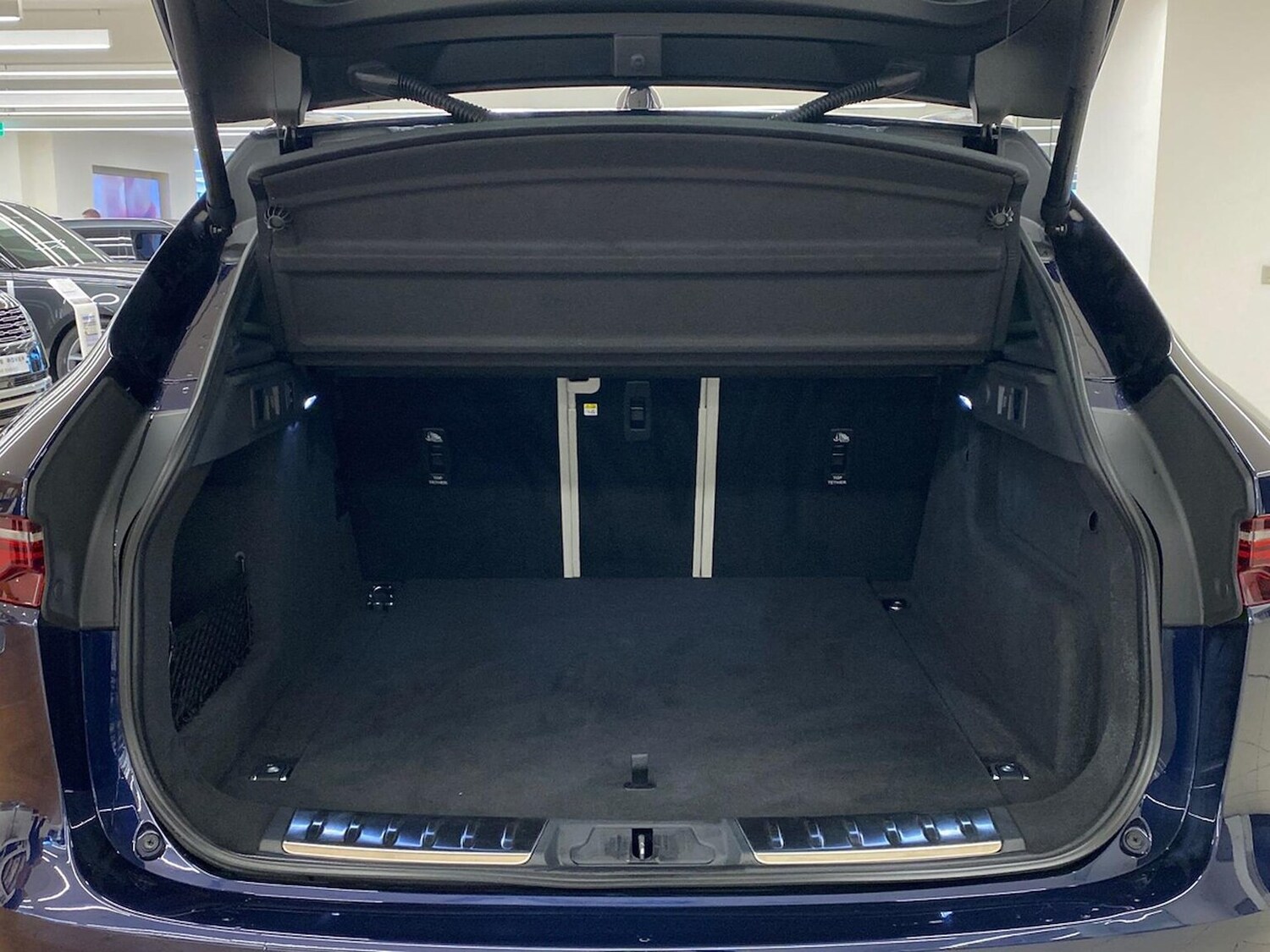 Used Jaguar F-Pace 2023 for sale - 77845294: Photo 10