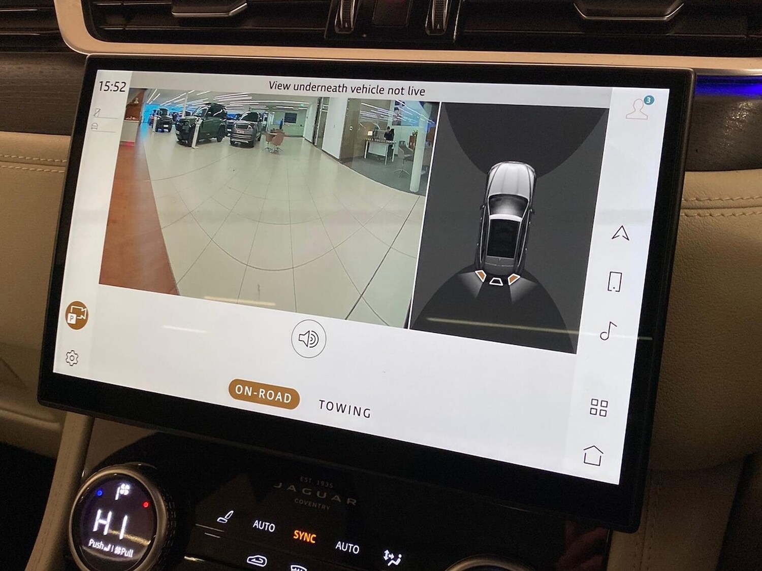 Used Jaguar F-Pace 2023 for sale - 77845294: Photo 12