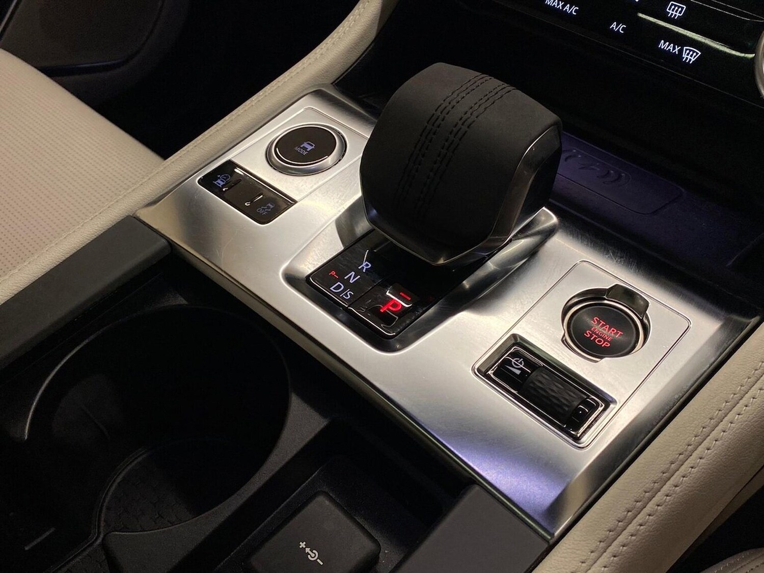 Used Jaguar F-Pace 2023 for sale - 77845294: Photo 13