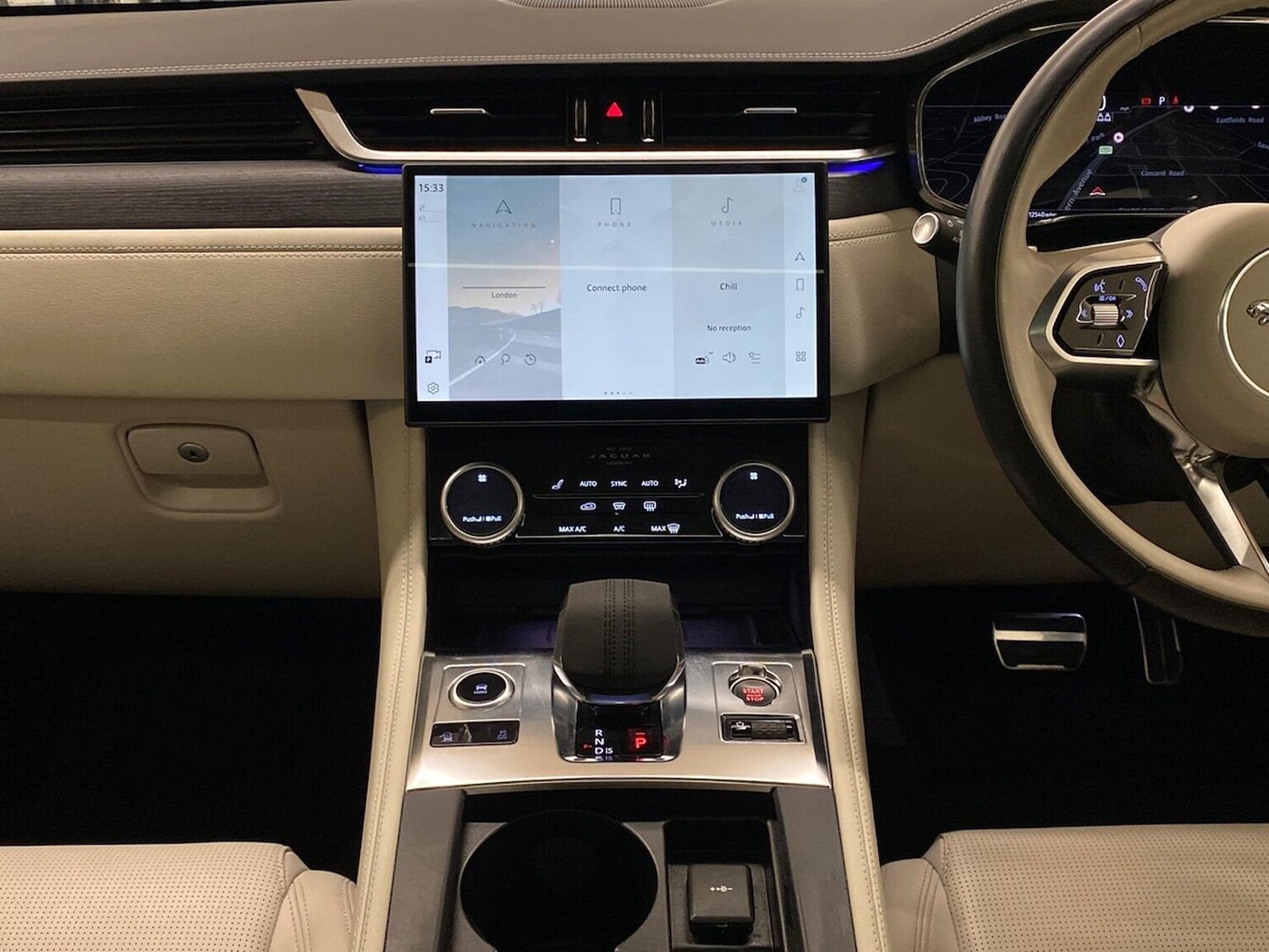 Used Jaguar F-Pace 2023 for sale - 77845294: Photo 14