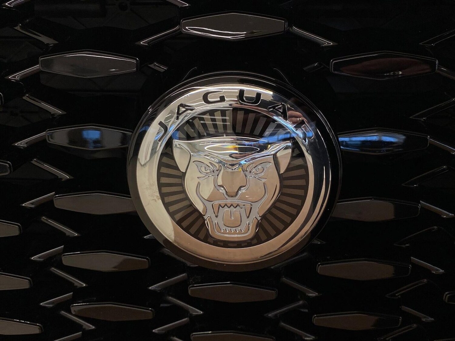 Used Jaguar F-Pace 2023 for sale - 77845294: Photo 25