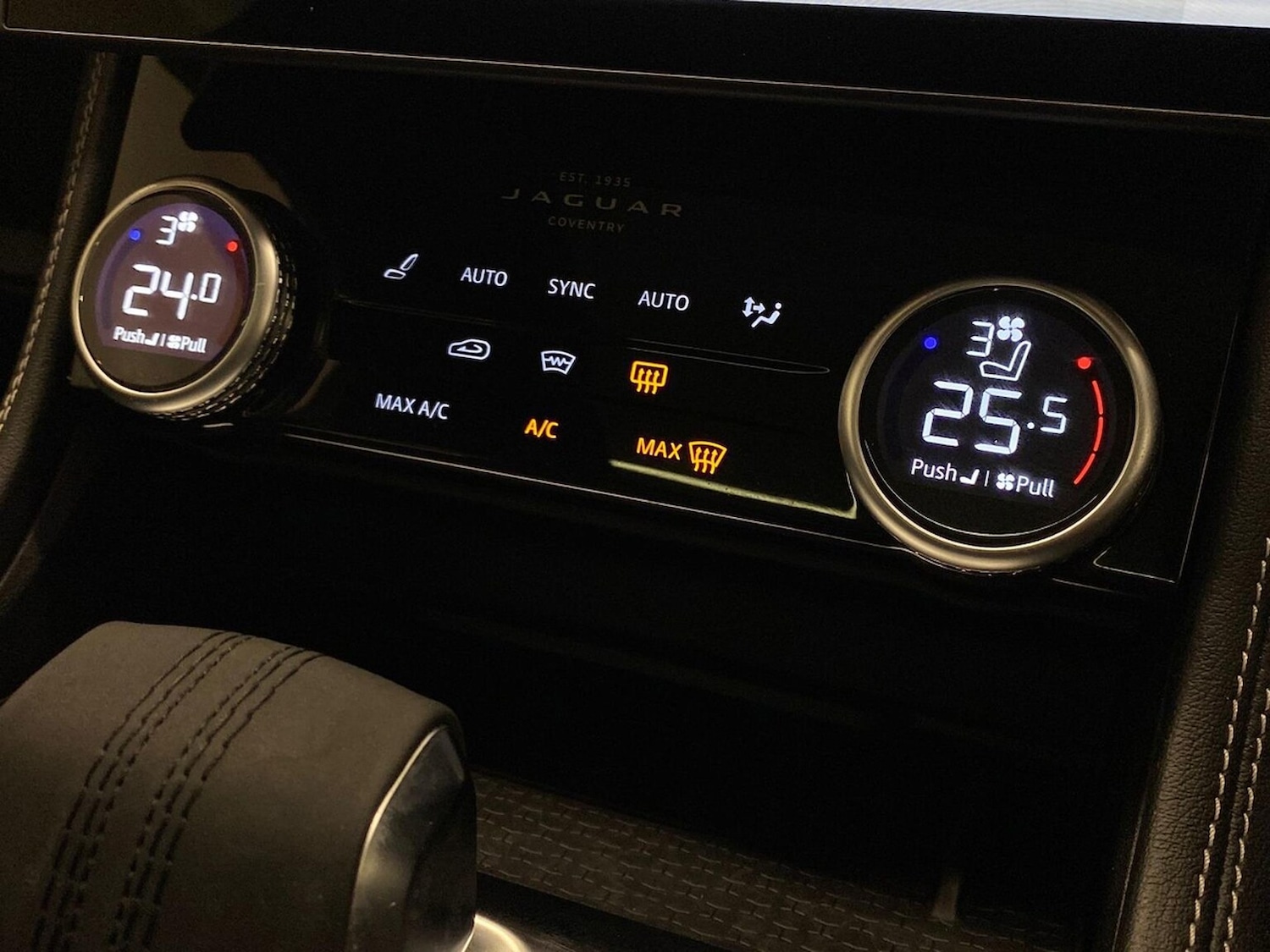 Used Jaguar F-Pace 2024 for sale - 78039360: Photo 28