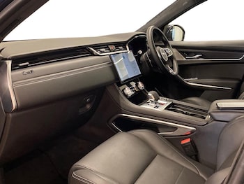 Used Jaguar F-Pace 2024 for sale - 78039360: Photo