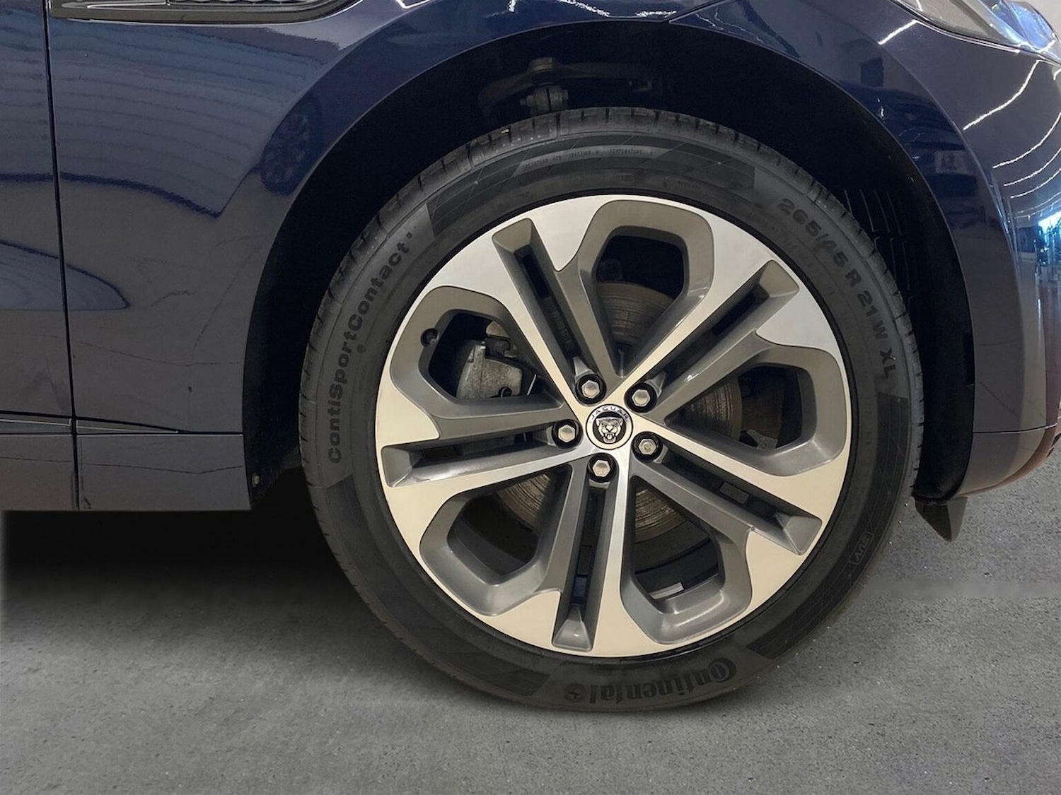 Used Jaguar F-Pace 2024 for sale - 78039360: Photo 8