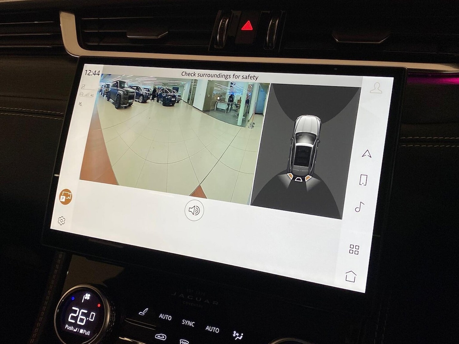 Used Jaguar F-Pace 2023 for sale - 76832043: Photo 12