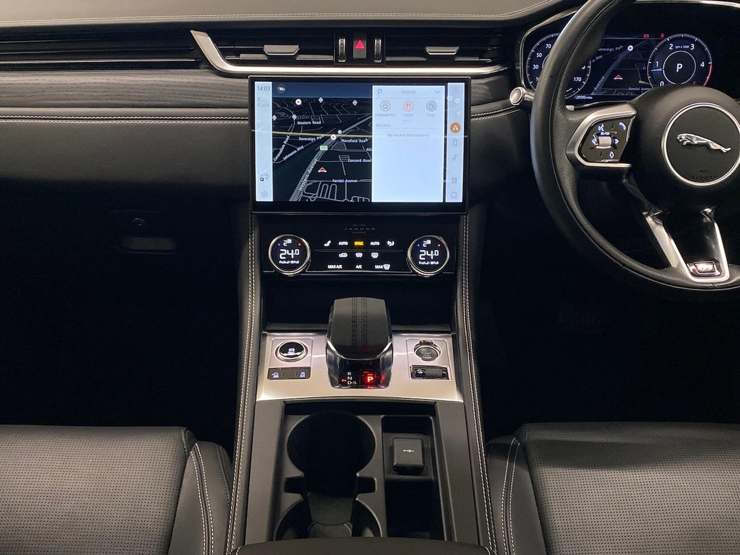 Used Jaguar F-Pace 2021 for sale - 76357882: Photo 14