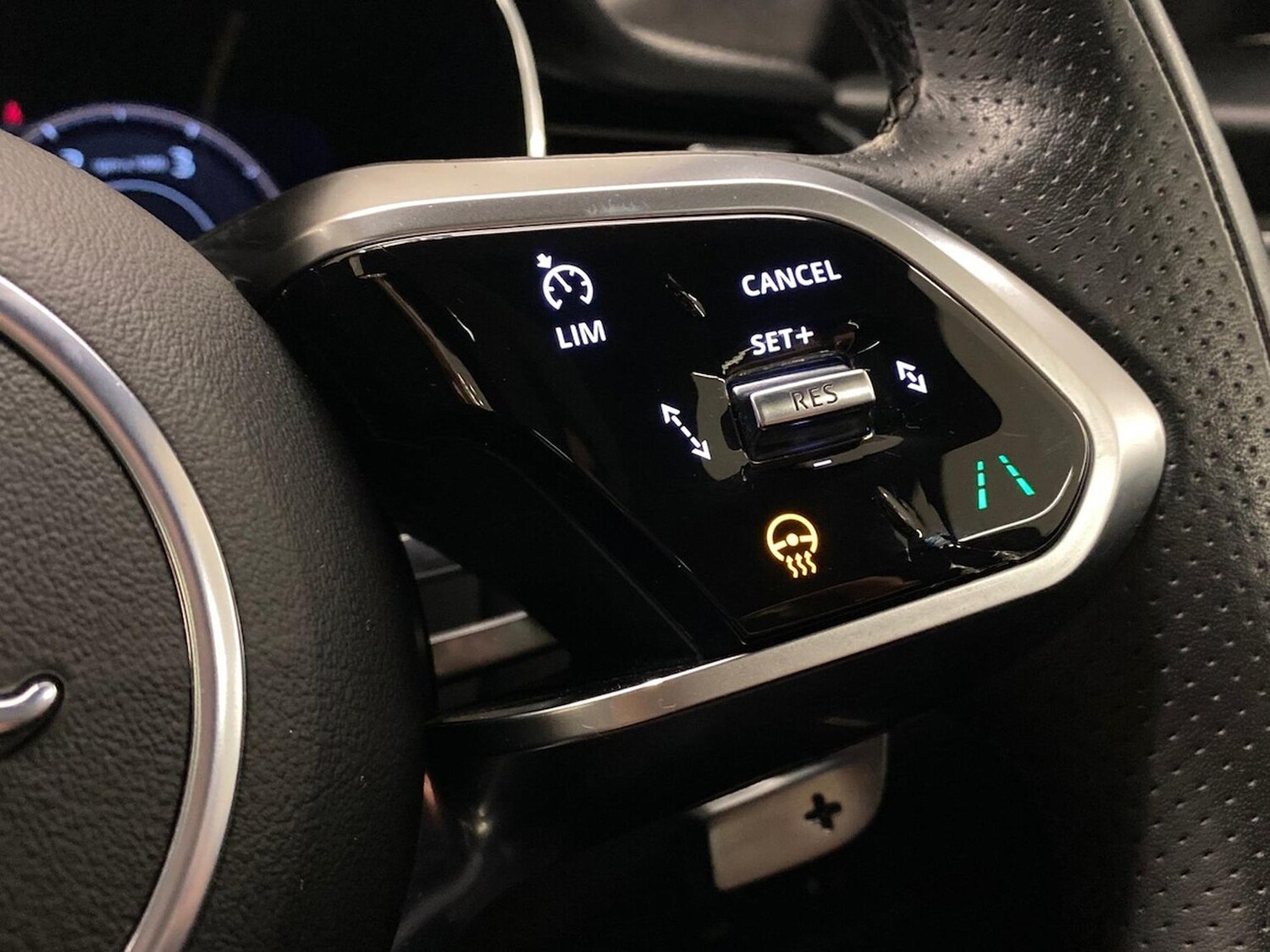 Used Jaguar F-Pace 2021 for sale - 76357882: Photo 33
