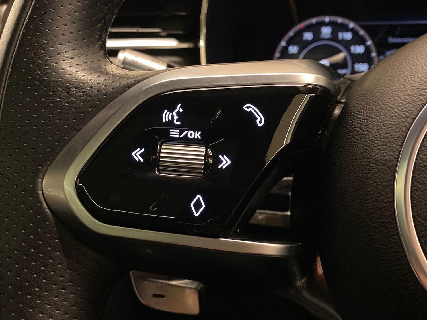 Used Jaguar F-Pace 2021 for sale - 76357882: Photo 34