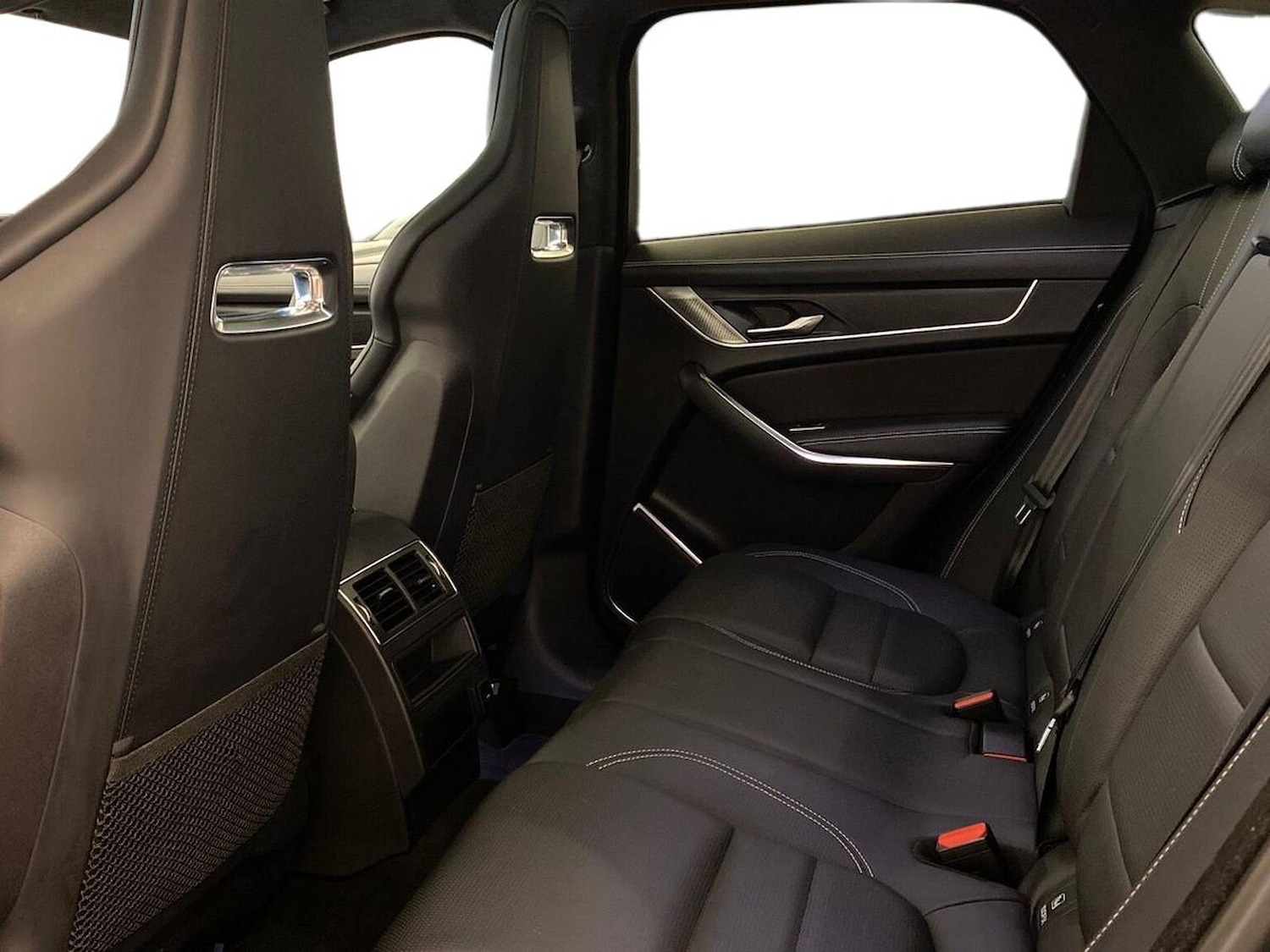 Used Jaguar F-Pace 2021 for sale - 76357882: Photo 4