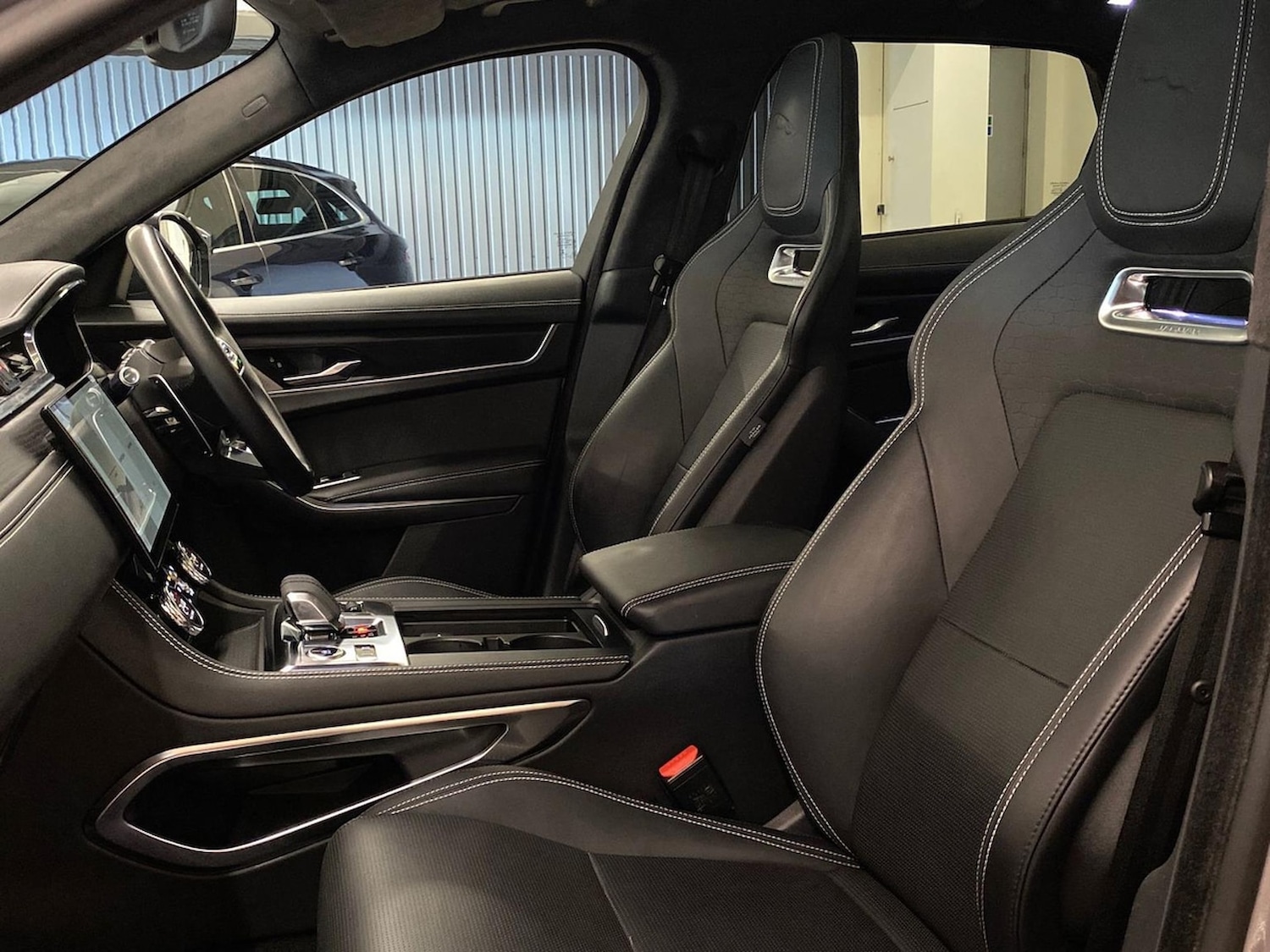 Used Jaguar F-Pace 2021 for sale - 76357882: Photo 40