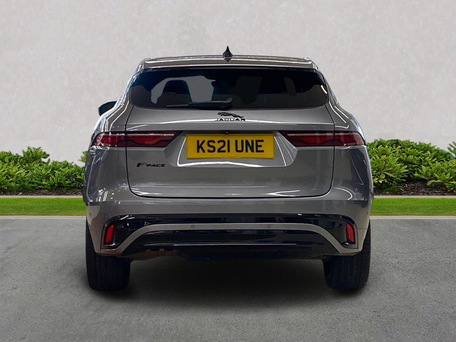 Used Jaguar F-Pace 2021 for sale - 76357882: Photo 6