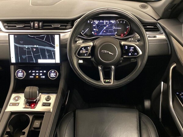 Used Jaguar F-Pace 2022 for sale - 76324624: Photo 15