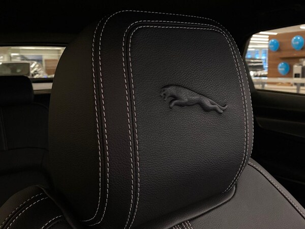 Used Jaguar F-Pace 2022 for sale - 76324624: Photo 29