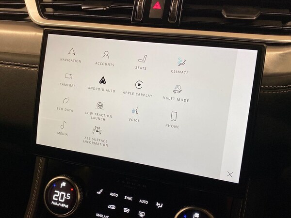 Used Jaguar F-Pace 2022 for sale - 76324624: Photo 35