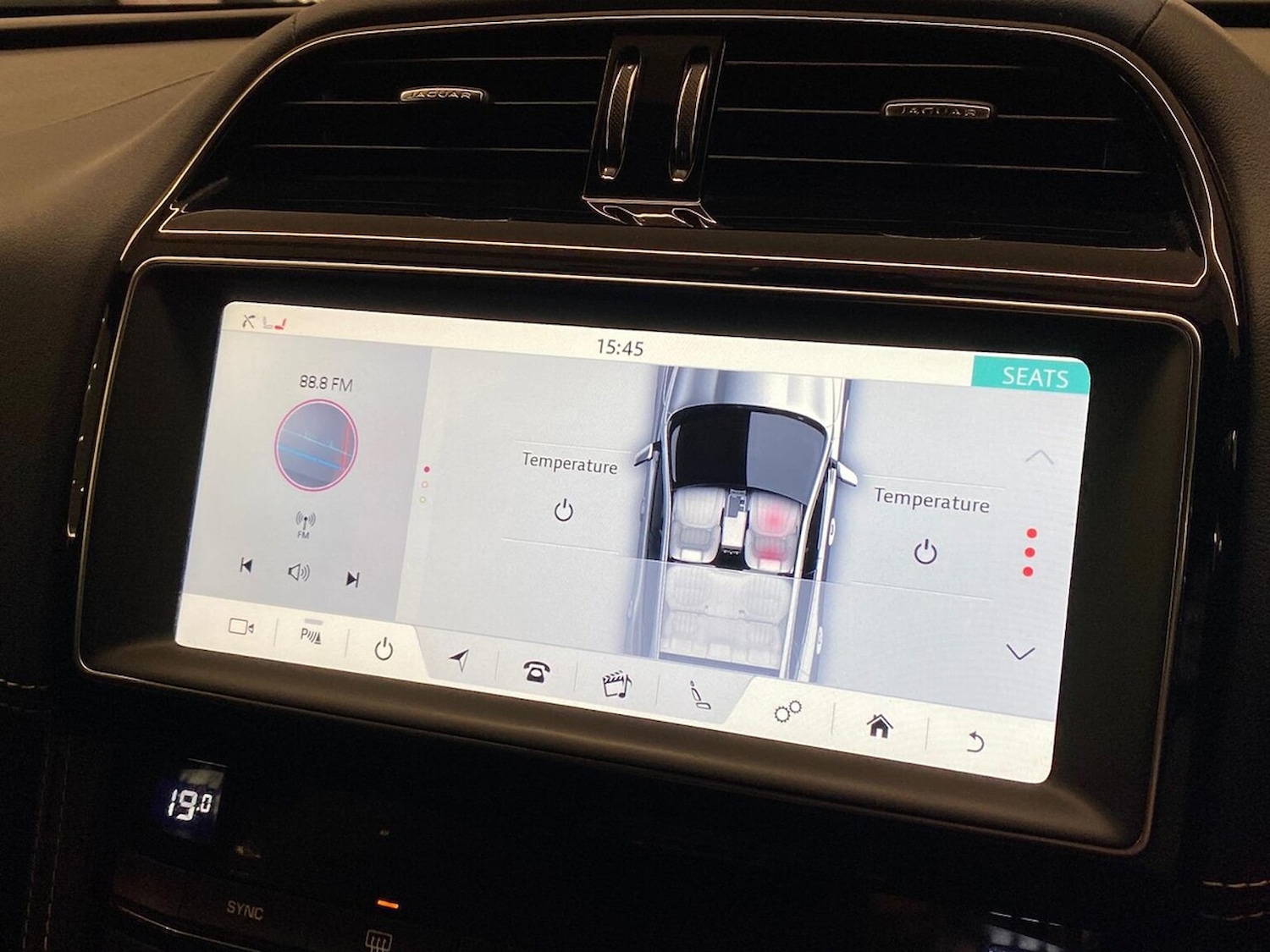 Used Jaguar F-Pace 2018 for sale - 76655875: Photo 21