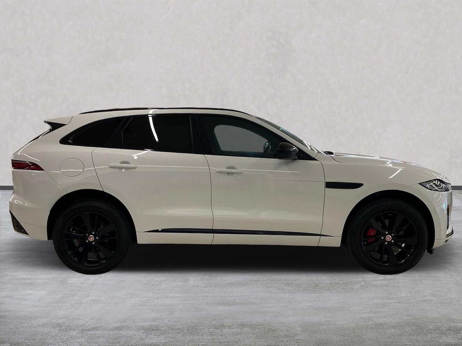 Used Jaguar F-Pace 2022 for sale - 76643624: Photo 5