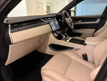 Used Jaguar F-Pace 2024 for sale - 78445951: Photo