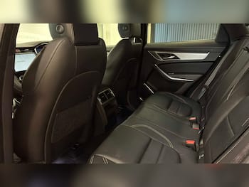 Used Jaguar F-Pace 2021 for sale - 79852564: Photo