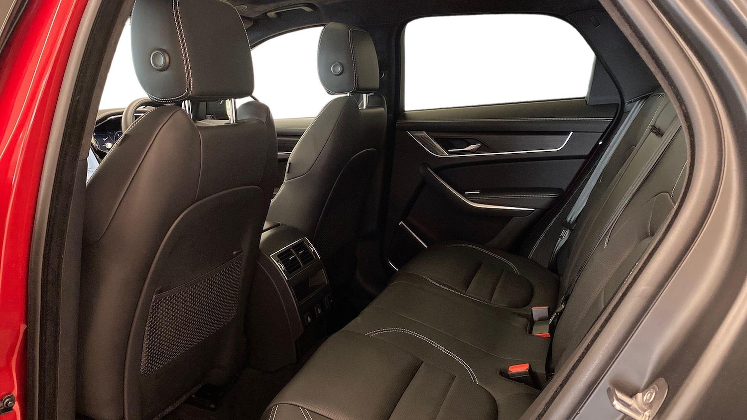 Used Jaguar F-Pace 2024 for sale - 78193991: Photo 4