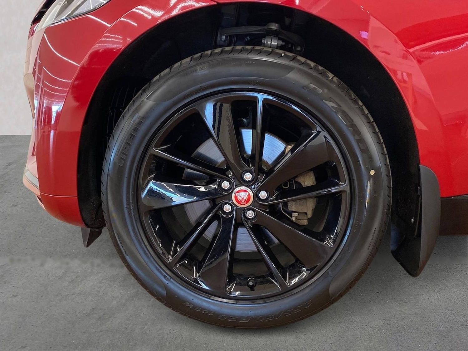 Used Jaguar F-Pace 2023 for sale - 78176496: Photo 10