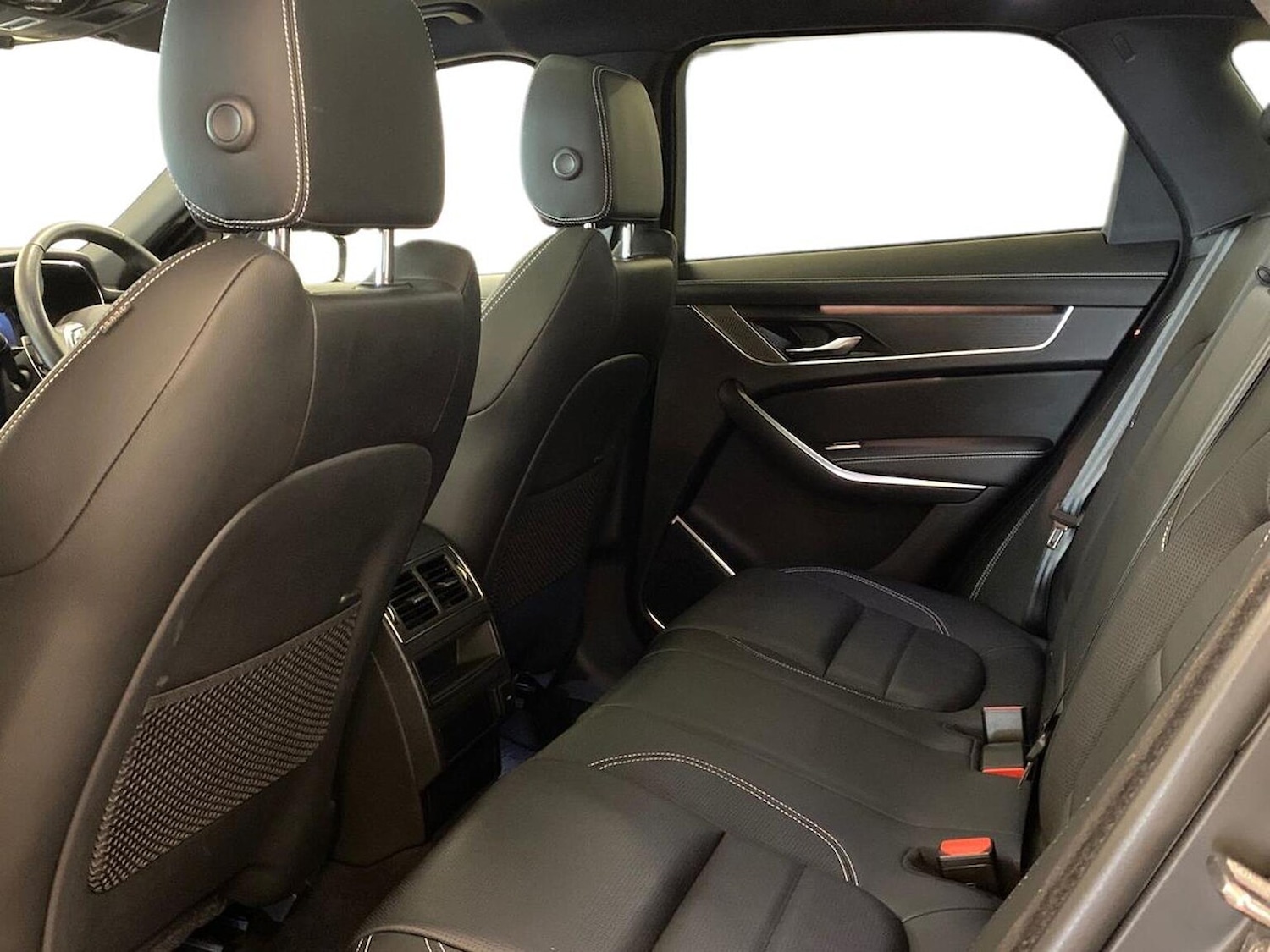 Used Jaguar F-Pace 2023 for sale - 78176496: Photo 6