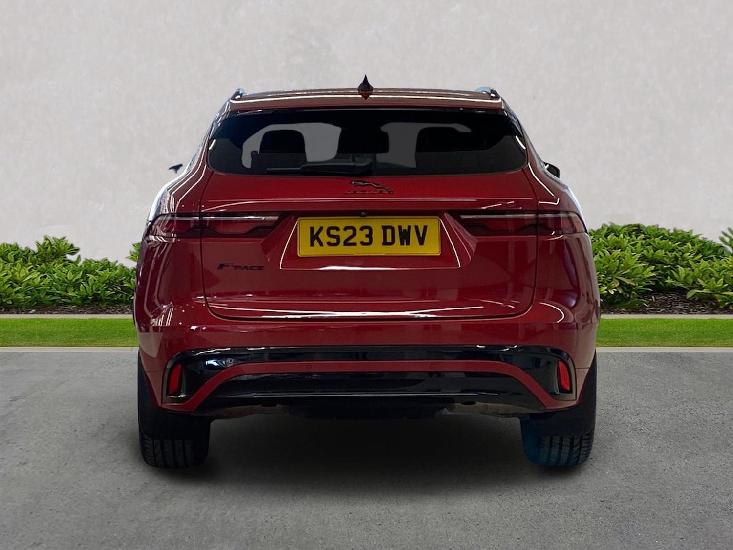 Used Jaguar F-Pace 2023 for sale - 78176496: Photo 8