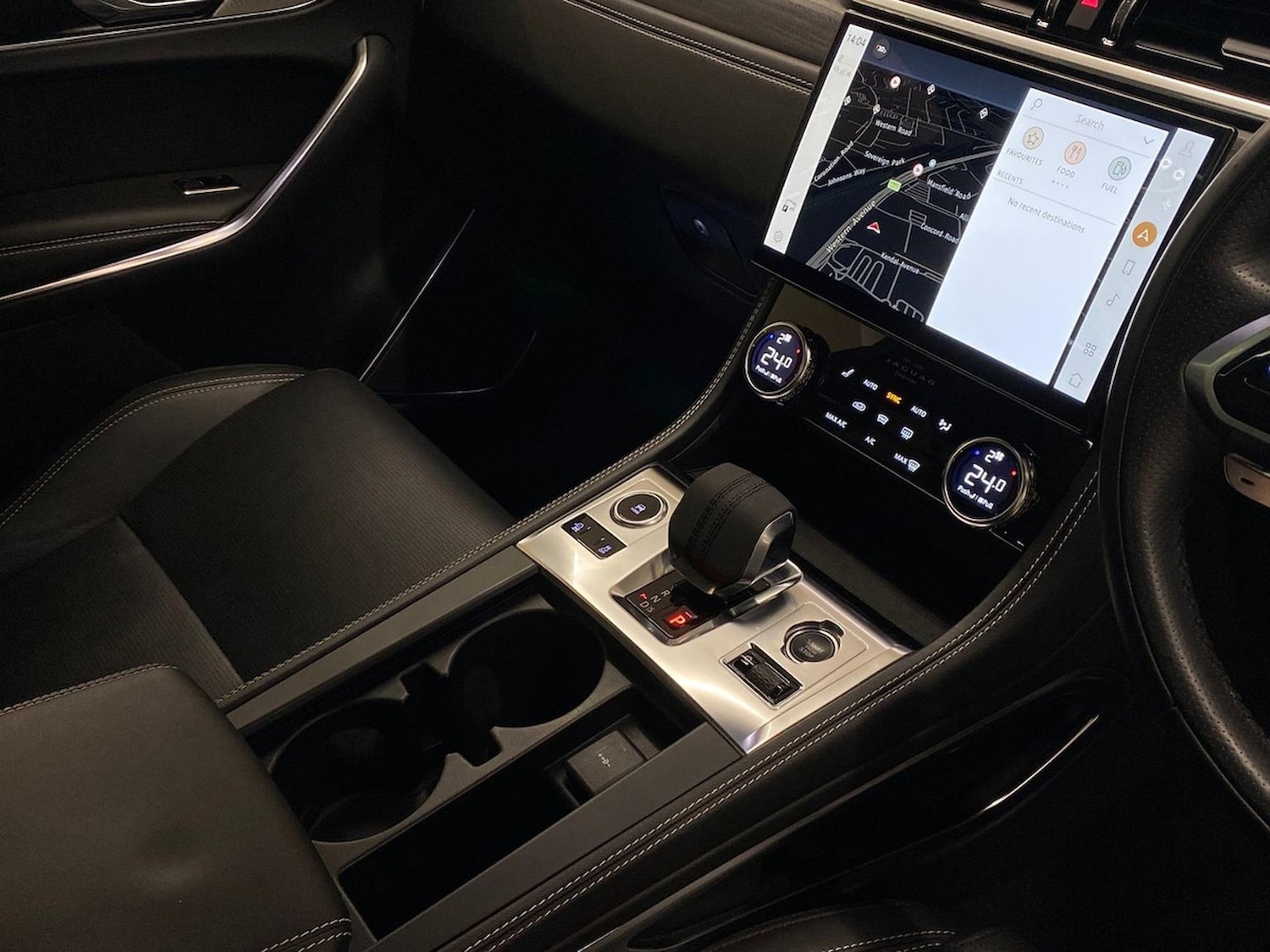 Used Jaguar F-Pace 2021 for sale - 76860082: Photo 32