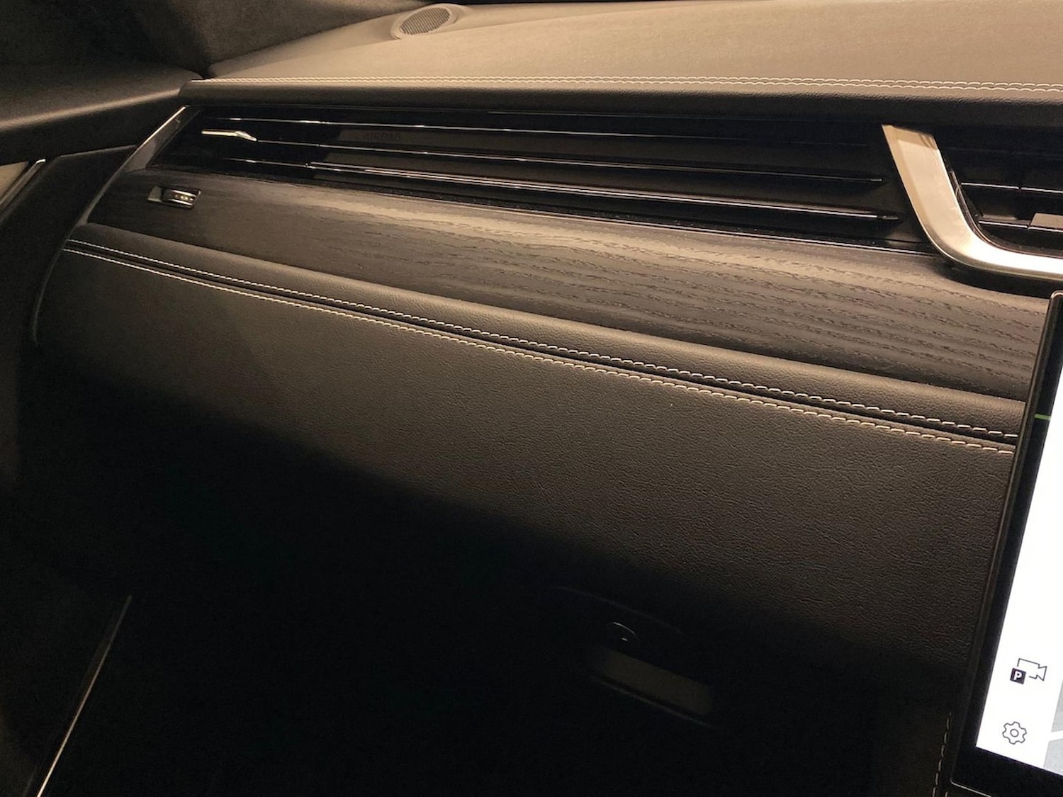 Used Jaguar F-Pace 2021 for sale - 76860082: Photo 35