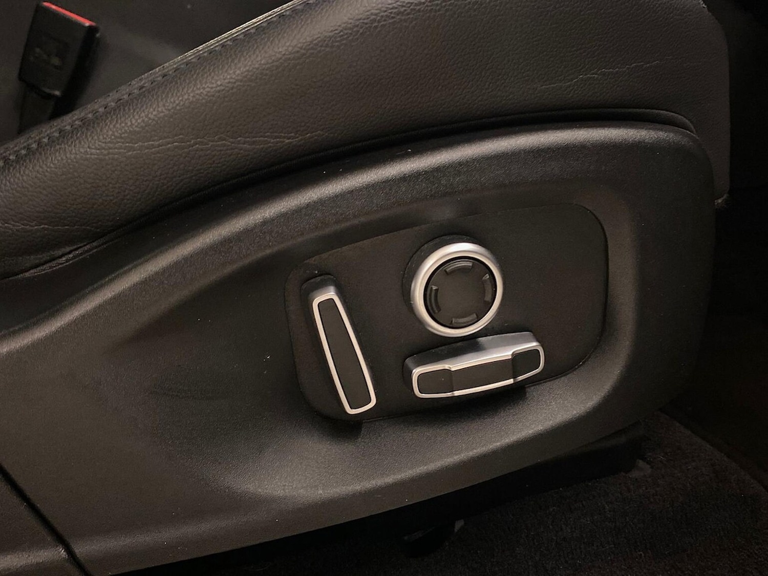 Used Jaguar E-Pace 2021 for sale - 77487658: Photo 28