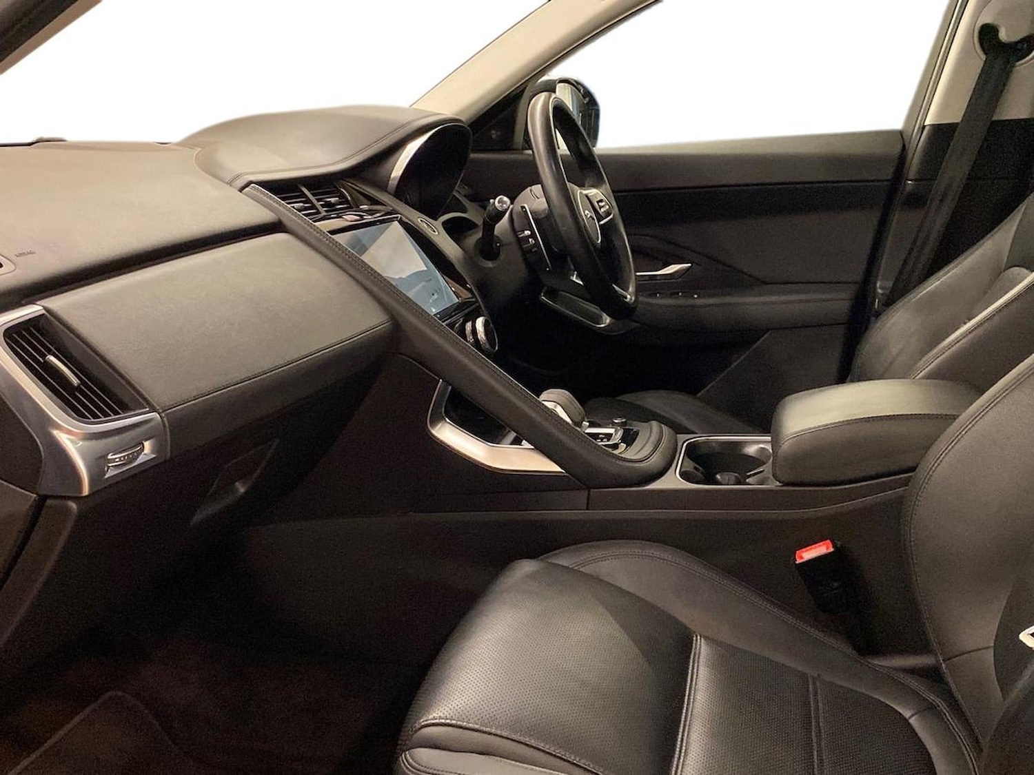 Used Jaguar E-Pace 2021 for sale - 77487658: Photo 3