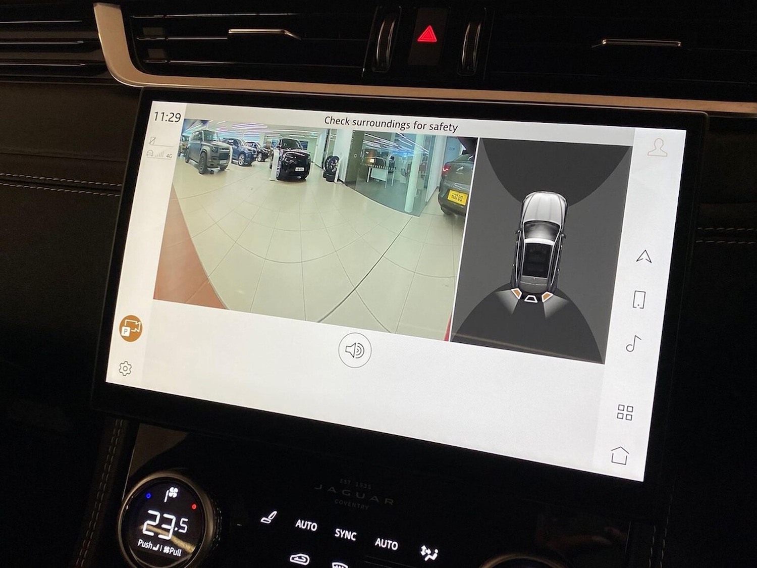 Used Jaguar F-Pace 2023 for sale - 76536651: Photo 12