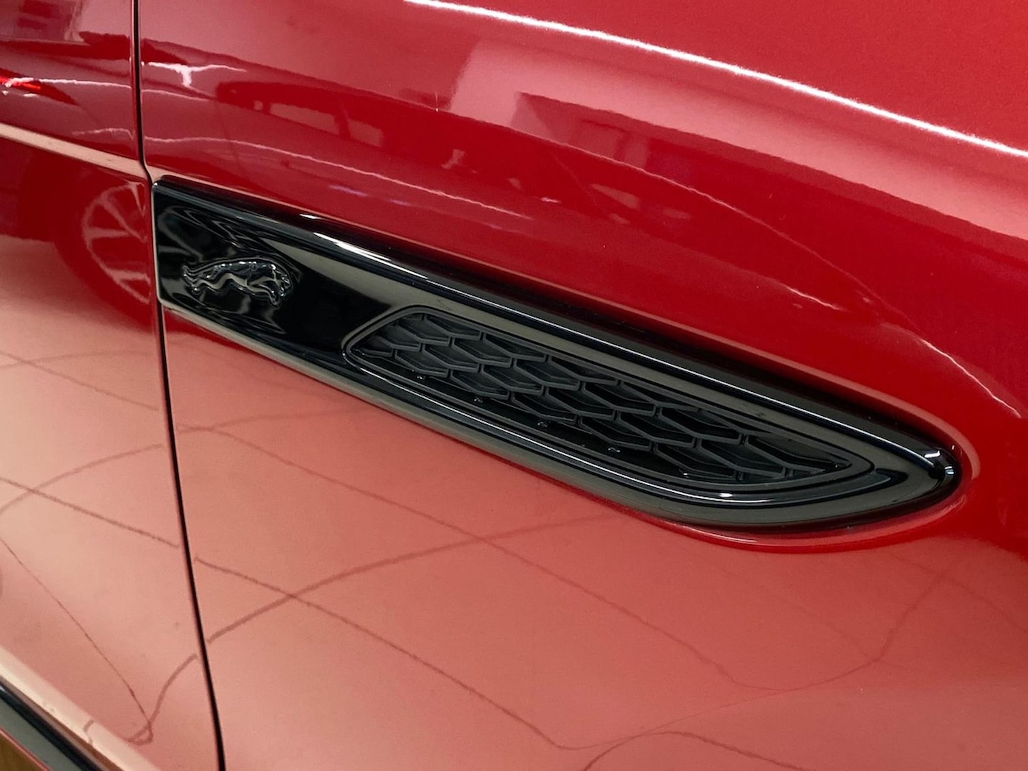 Used Jaguar F-Pace 2023 for sale - 76536651: Photo 20