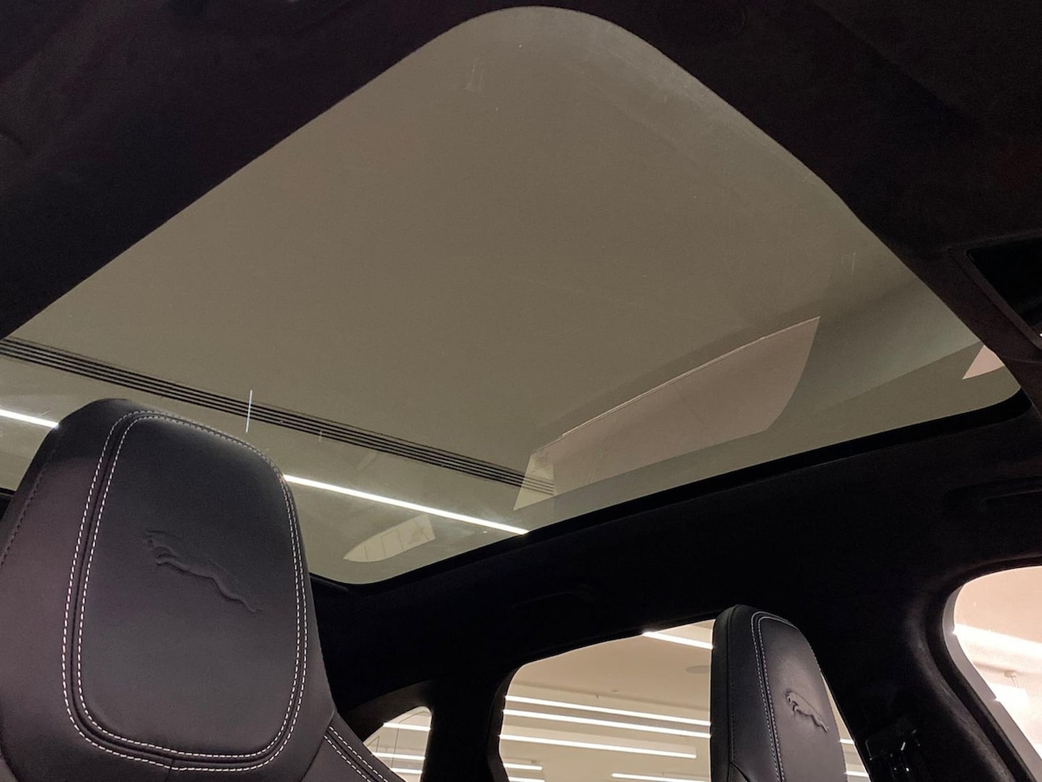 Used Jaguar F-Pace 2023 for sale - 76536651: Photo 22