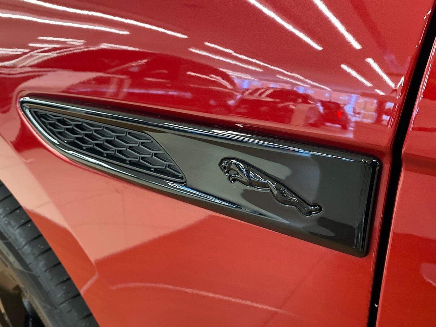 Used Jaguar F-Pace 2023 for sale - 76536651: Photo 27