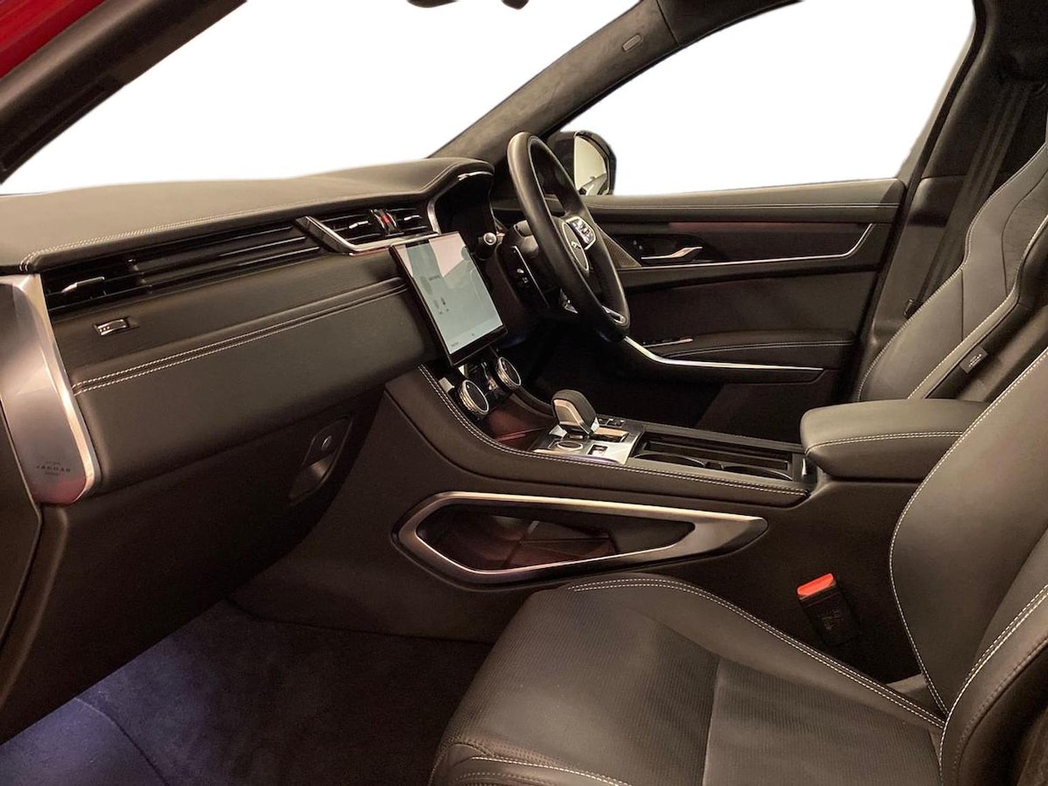 Used Jaguar F-Pace 2023 for sale - 76536651: Photo 3