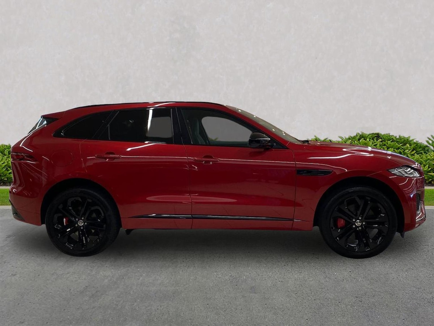 Used Jaguar F-Pace 2023 for sale - 76536651: Photo 5