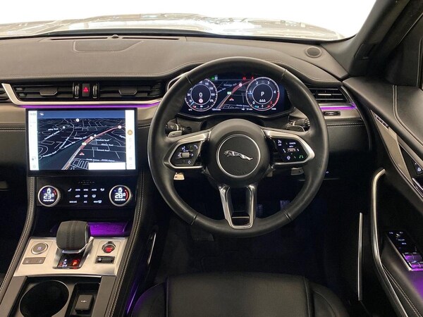 Used Jaguar F-Pace 2023 for sale - 76324626: Photo 15