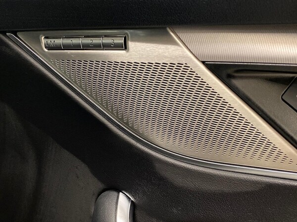 Used Jaguar F-Pace 2023 for sale - 76324626: Photo 28