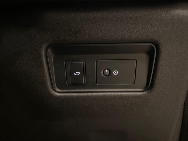Used Jaguar F-Pace 2023 for sale - 76324626: Photo 35