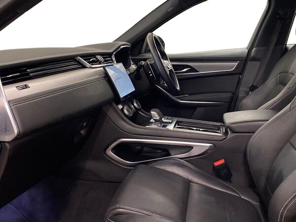 Used Jaguar F-Pace 2023 for sale - 76324626: Photo 3