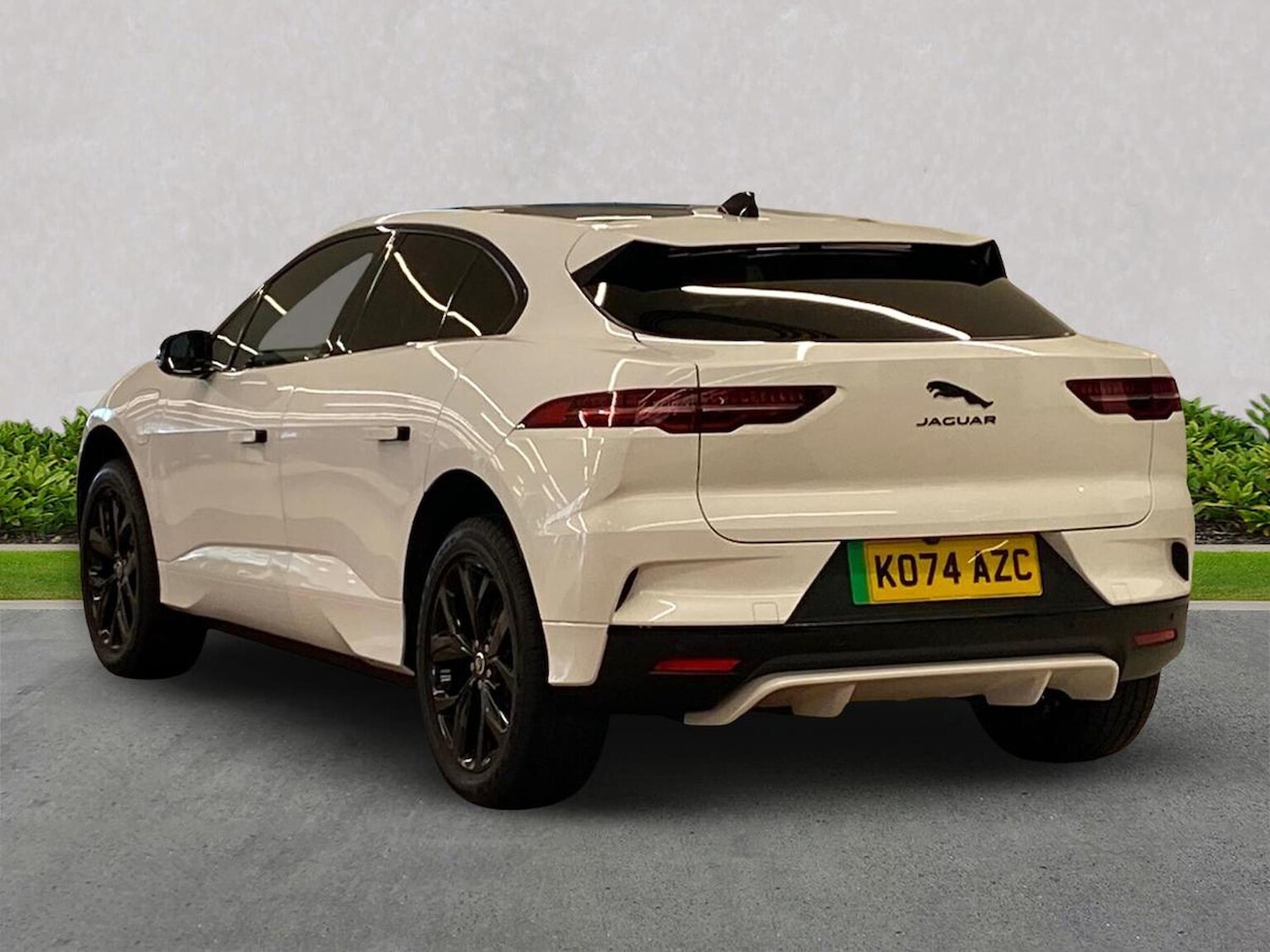 Used Jaguar I-Pace 2025 for sale - 76591440: Photo 2