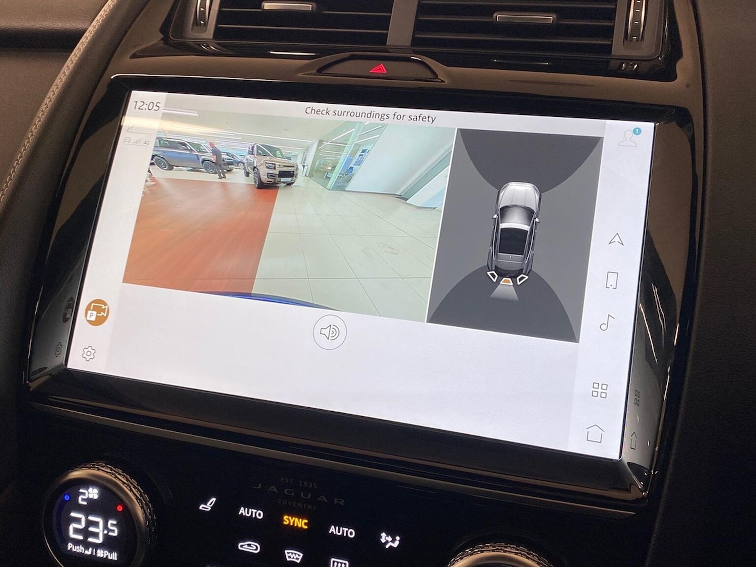 Used Jaguar E-Pace 2022 for sale - 76357885: Photo 12