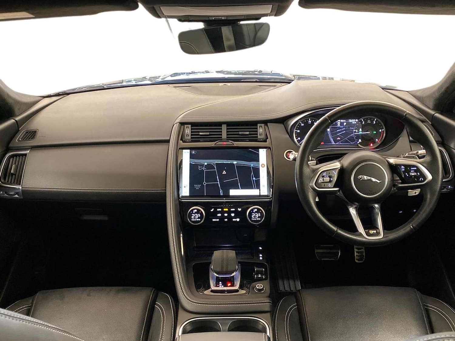 Used Jaguar E-Pace 2022 for sale - 76357885: Photo 9