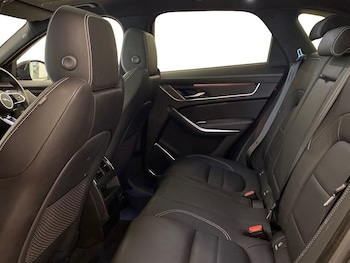 Used Jaguar F-Pace 2023 for sale - 75505369: Photo