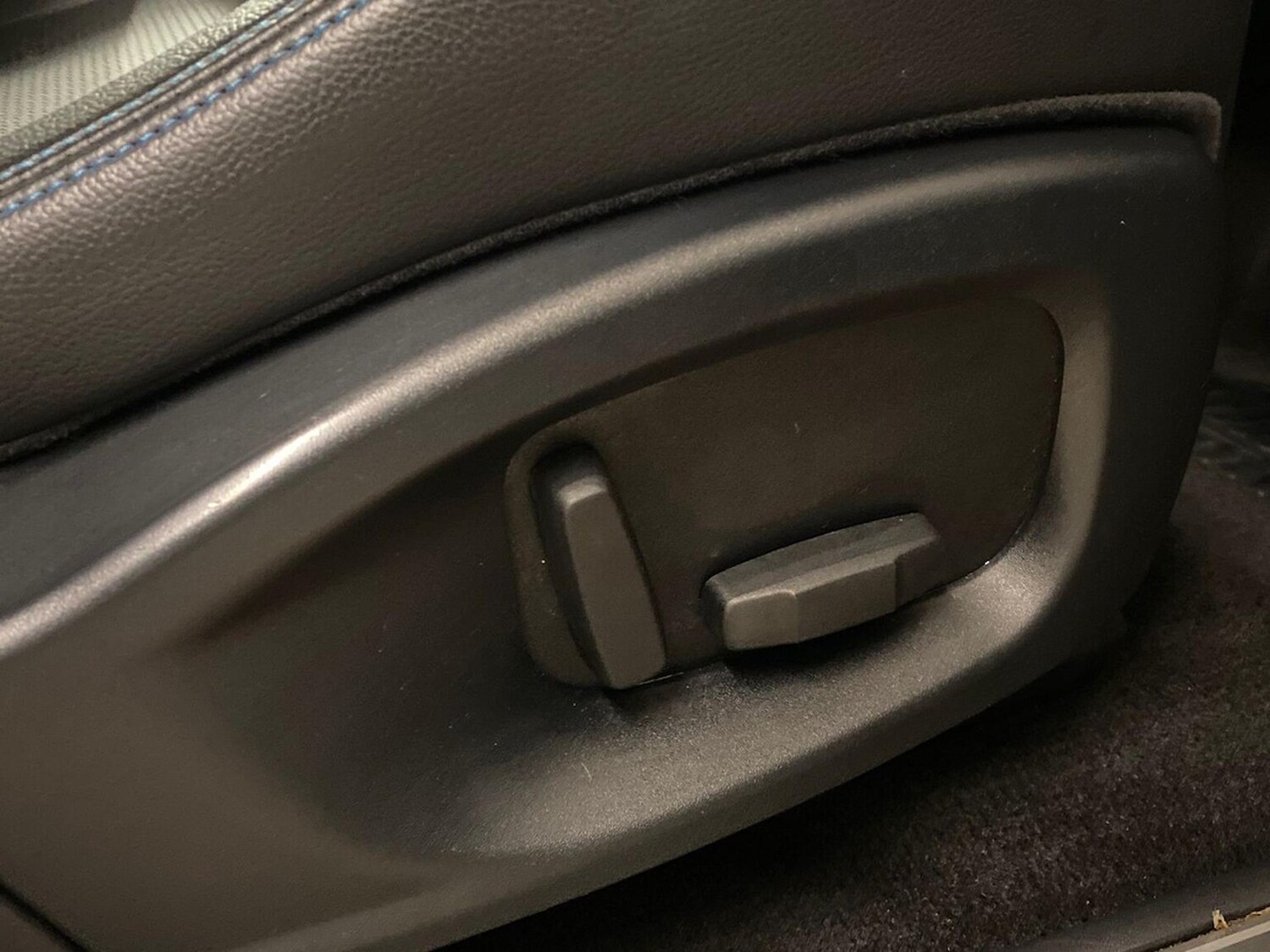 Used Jaguar E-Pace 2018 for sale - 76735524: Photo 28