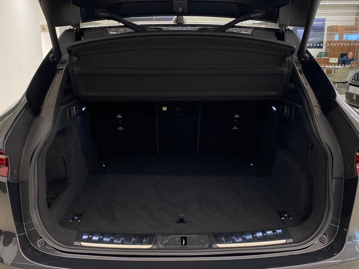 Used Jaguar F-Pace 2023 for sale - 76164947: Photo 10
