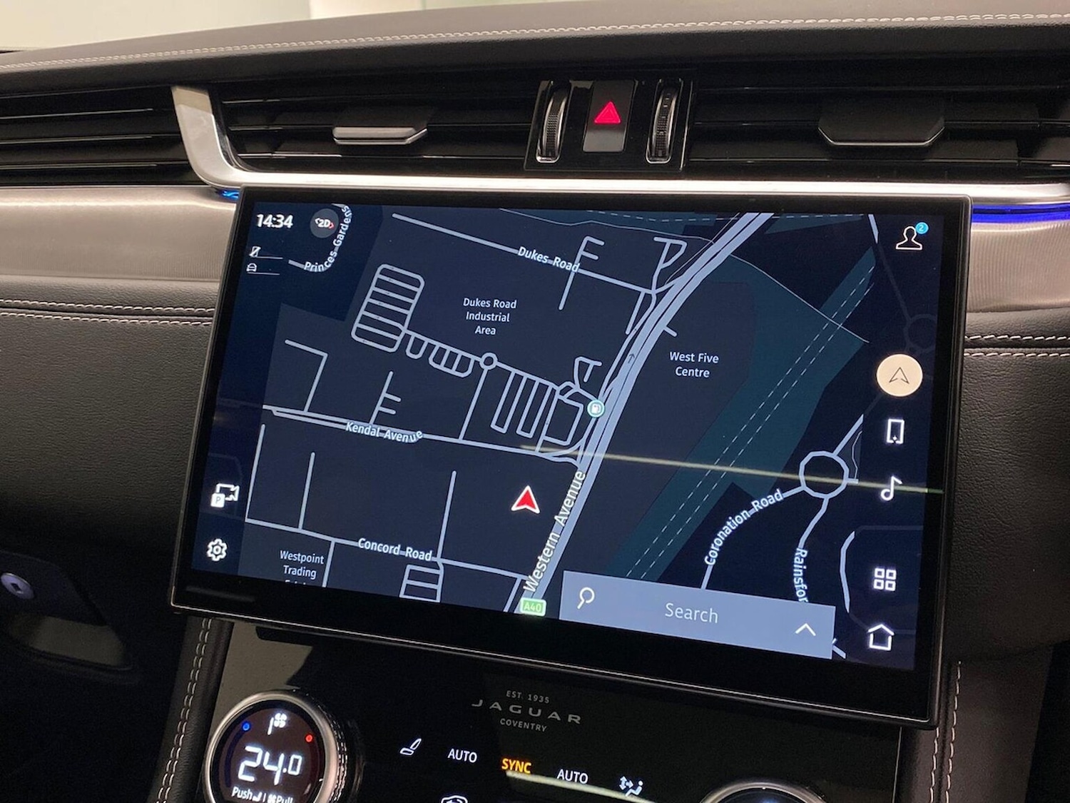 Used Jaguar F-Pace 2023 for sale - 76164947: Photo 11
