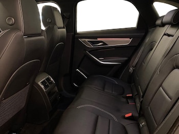 Used Jaguar F-Pace 2023 for sale - 76164947: Photo 4